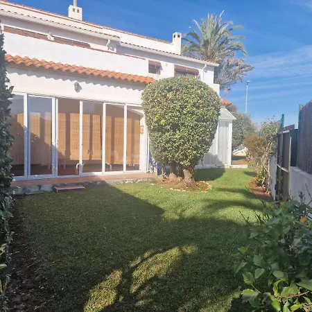 Holiday home Adosado Riu Cervol *