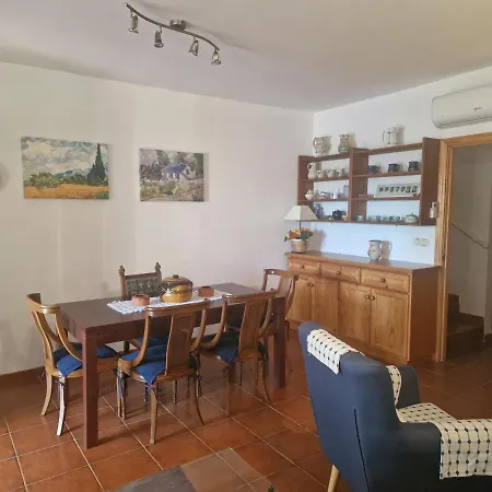 Holiday home Adosado Riu Cervol